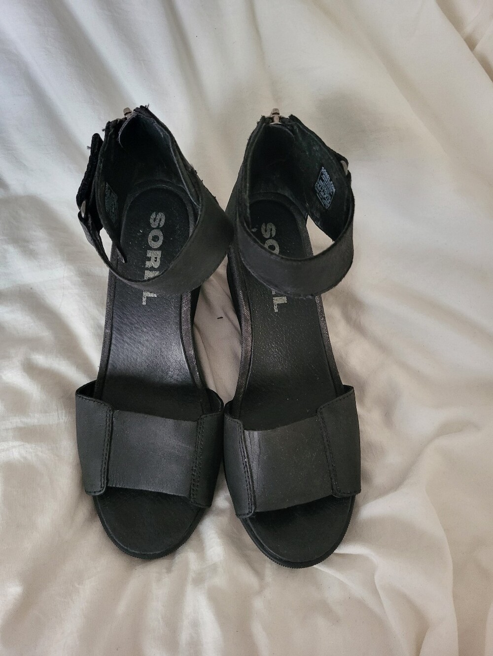 SOREL Women's JOANIE II ANKLE STRAP SANDAL BLACK  Wedge Heeled Sandals, Size 8 - Picture 4 of 6